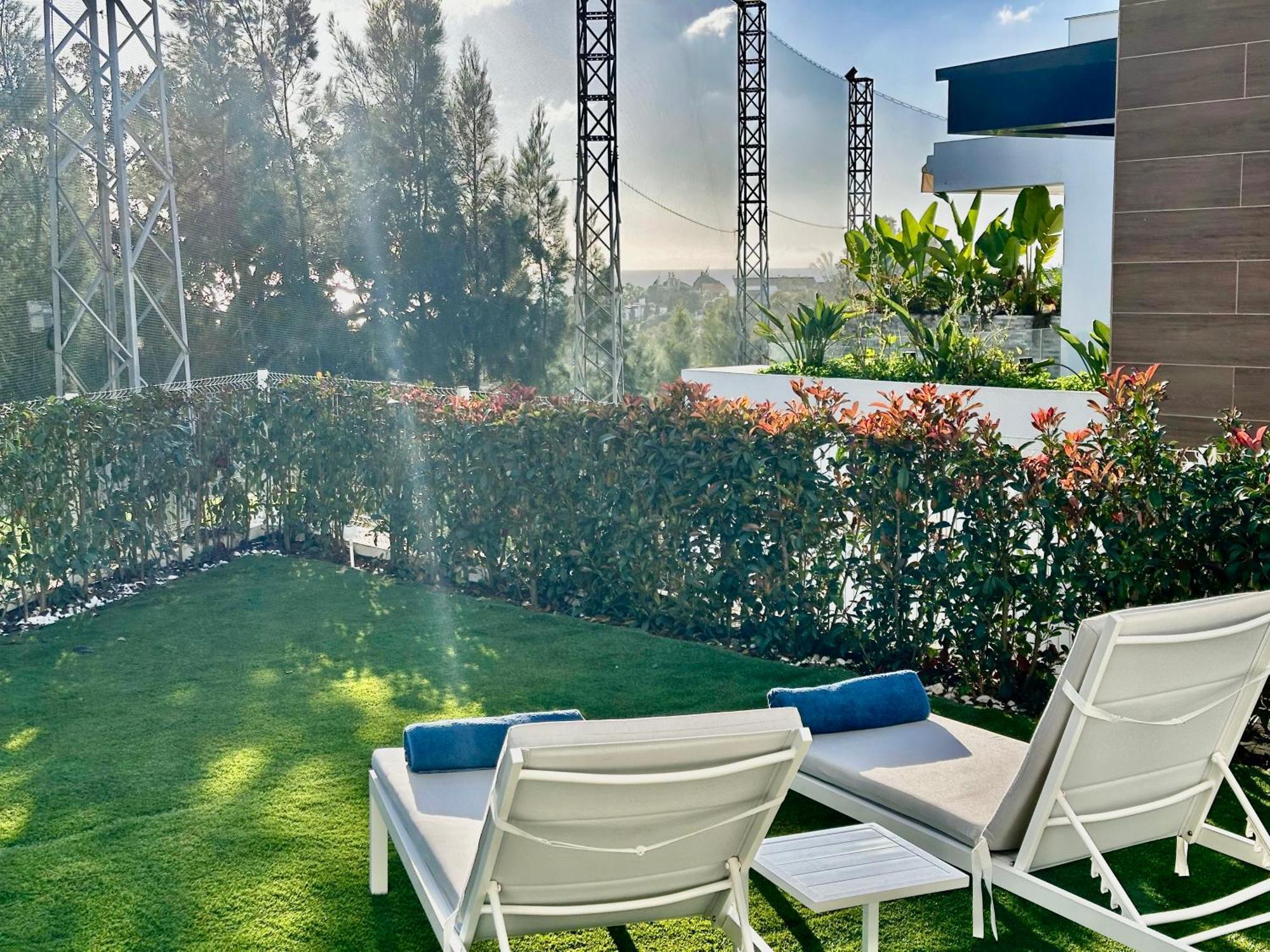 Apartamento Modern Garden By Cabopino Golf